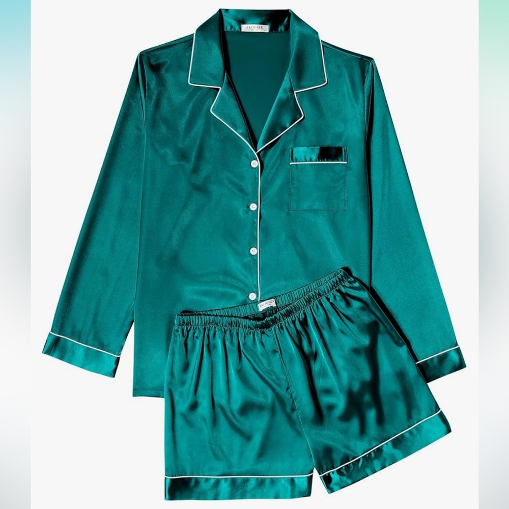 Womens Sleepwear Soft Satin Button Down Loungewear 2 Piece Pjs Shorts Sz M